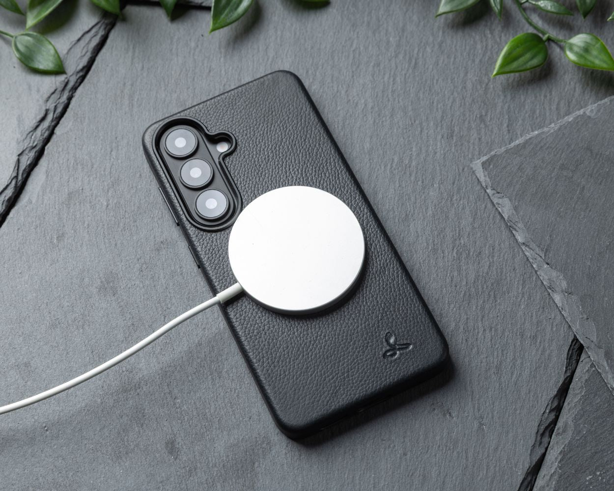 Samsung Galaxy S26 - Metro Slim Leather Phone Case