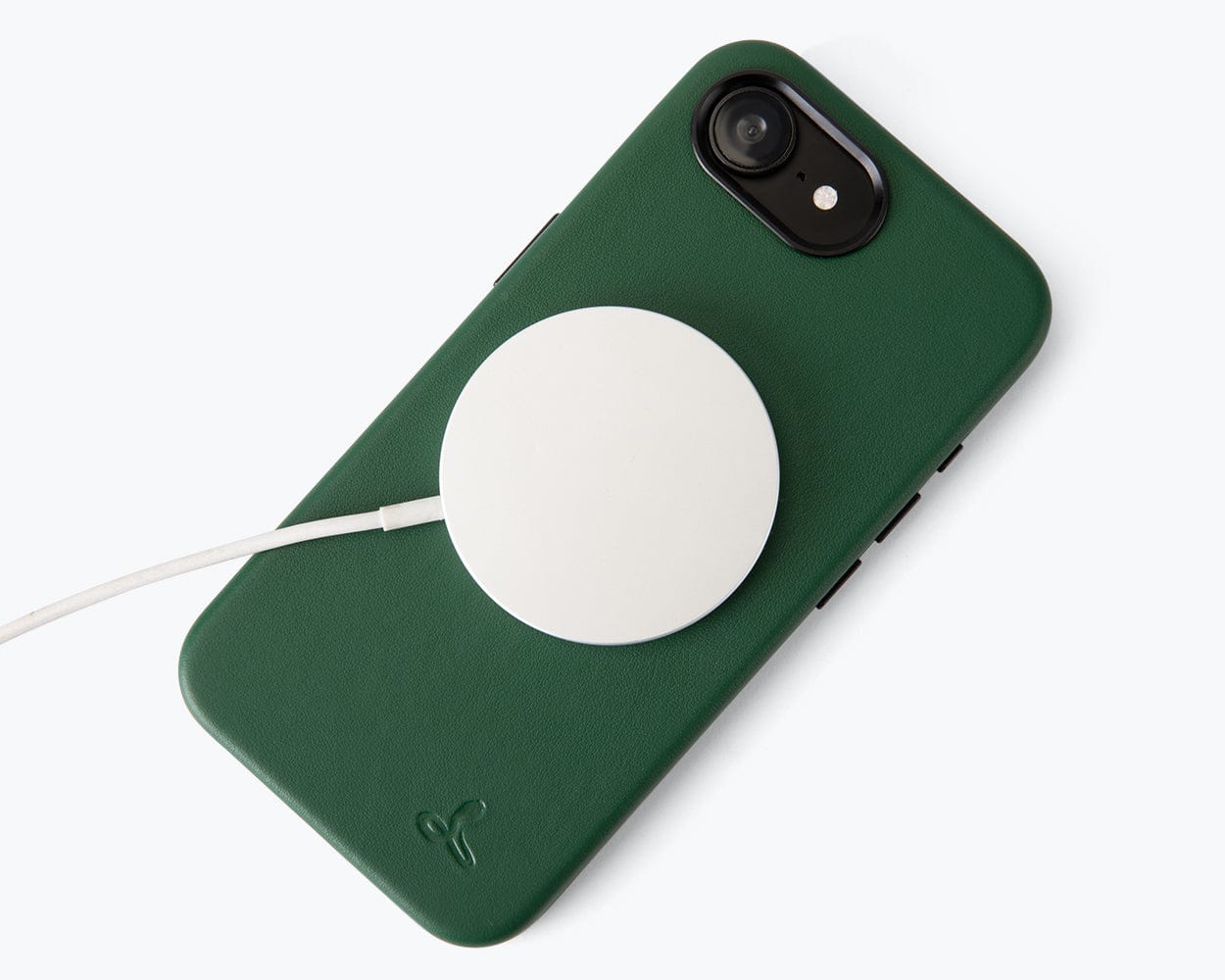 Apple iPhone 16e - Metro Slim Leather Phone Case