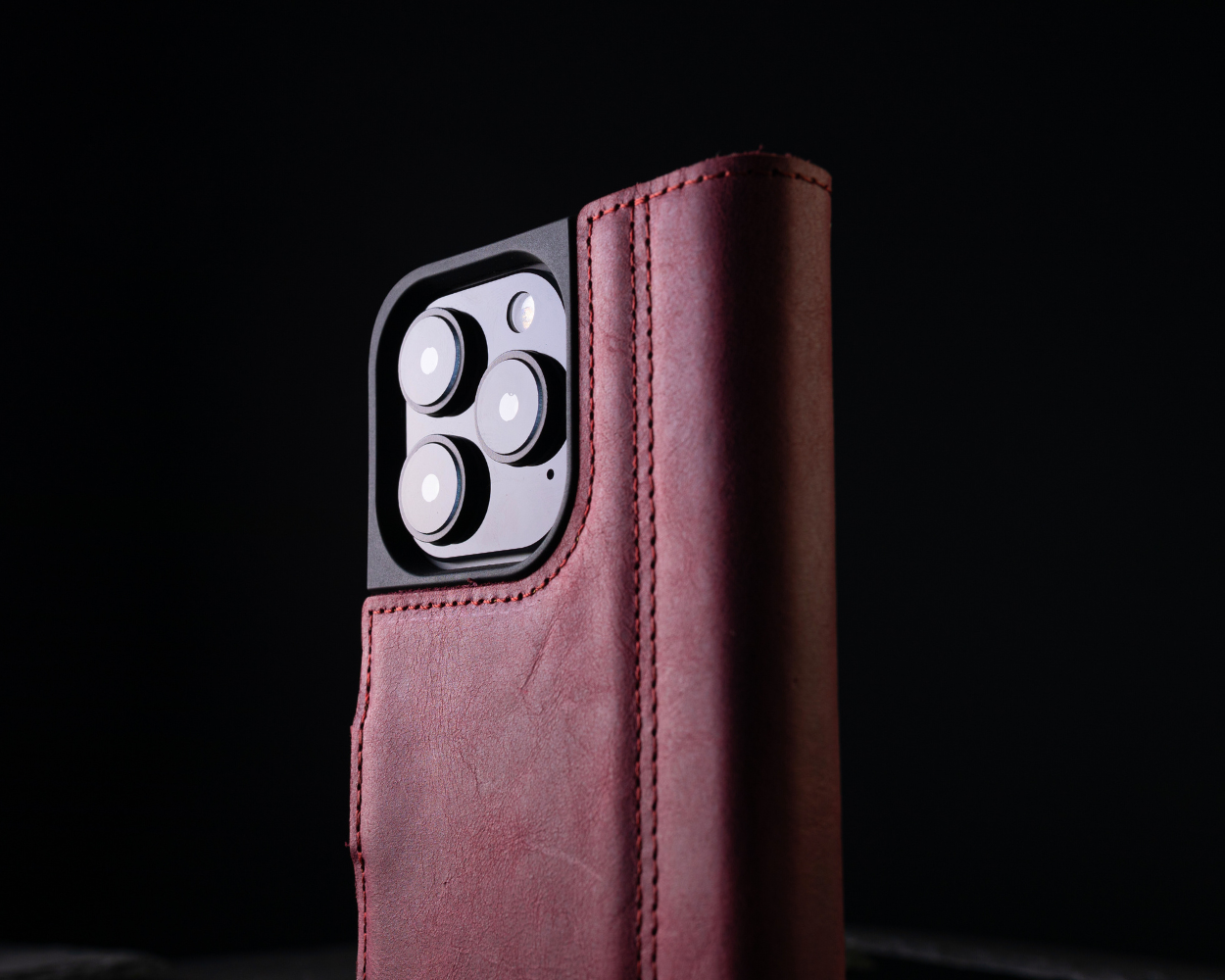 Apple iPhone 16 Pro Max - Vintage Leather Wallet Phone Case