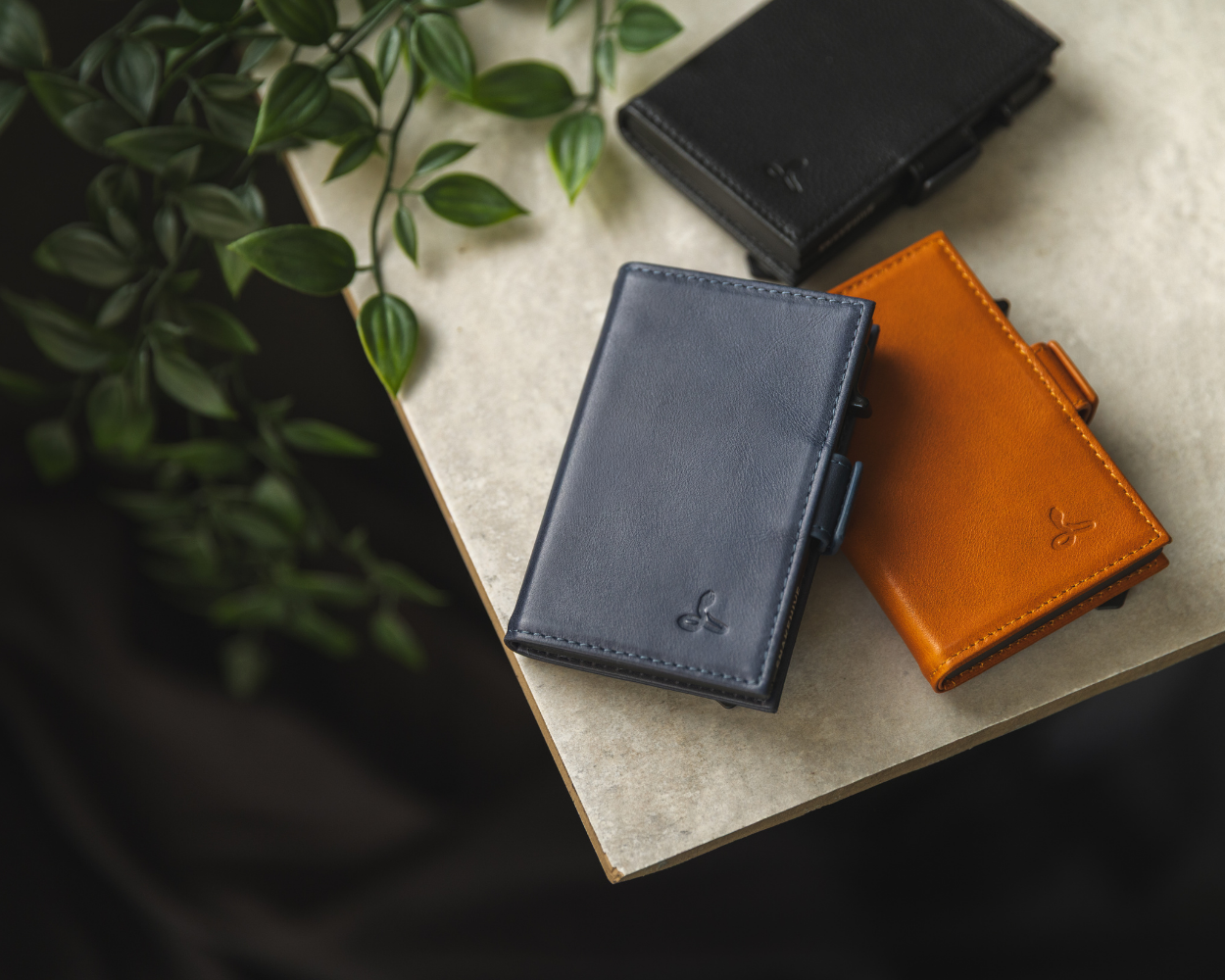 Metro Leather Smart RFID Wallet