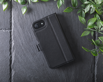 iPhone 17e / iPhone 16e - Metro Leather Wallet Phone Case - Snakehive - Jet Black (Dappled) iPhone 17e / iPhone 16e - Metro Leather Wallet Phone Case - Snakehive - Jet Black (Dappled)