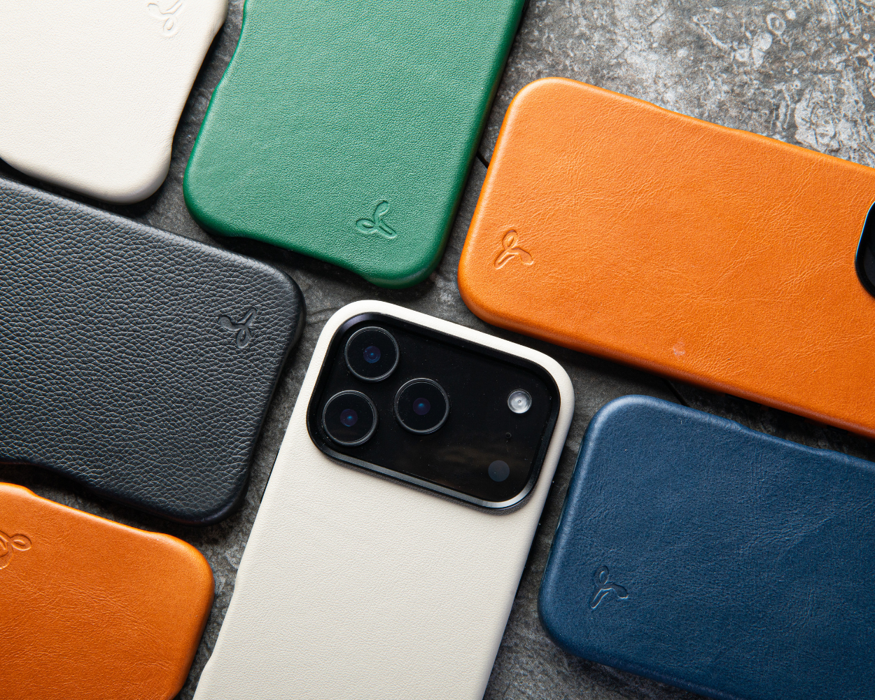 Apple iPhone 17 Pro - Metro Leather Bumper Phone Case