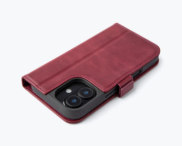 MOBYDEFEND Luxe Leren Wallet Bookcase Geschikt voor iPhone 17 Pro Max Telefoonhoesje Rood MOBYDEFEND Luxe Leren Wallet Bookcase Geschikt voor iPhone 17 Pro Max Telefoonhoesje Rood
