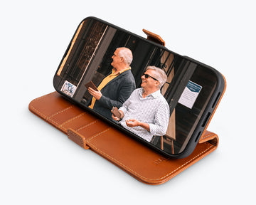 Apple iPhone 16 Pro Max | Leder Handyhülle