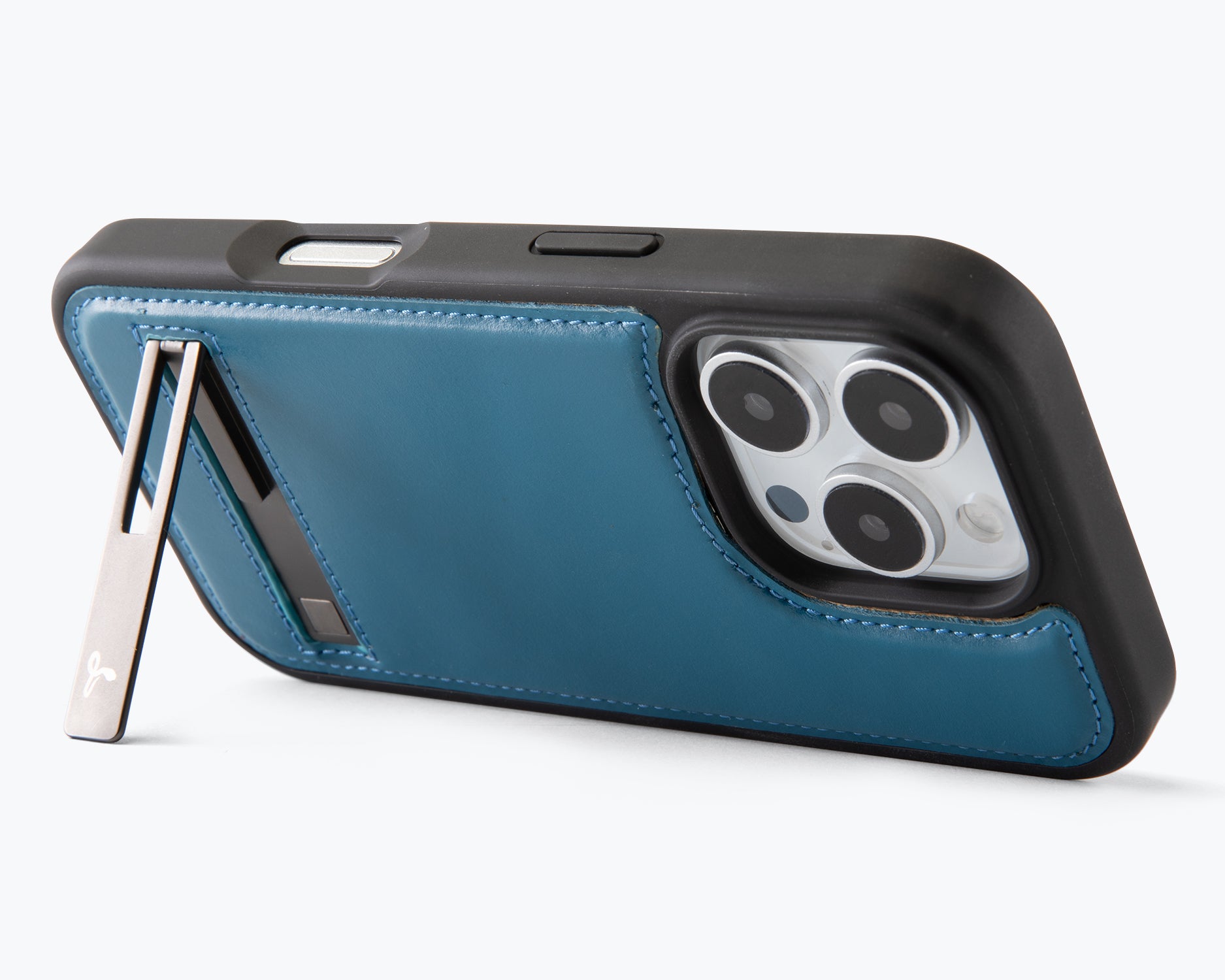 Apple iPhone 16 Pro - Metro Leather Phone Case